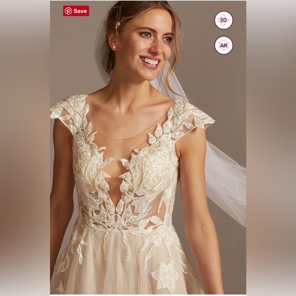 Galina Signature White Wedding Dress - Picture 4 of 10